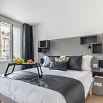 Palais Etoile * Paris