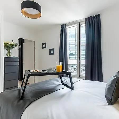 Palais Etoile * Paris