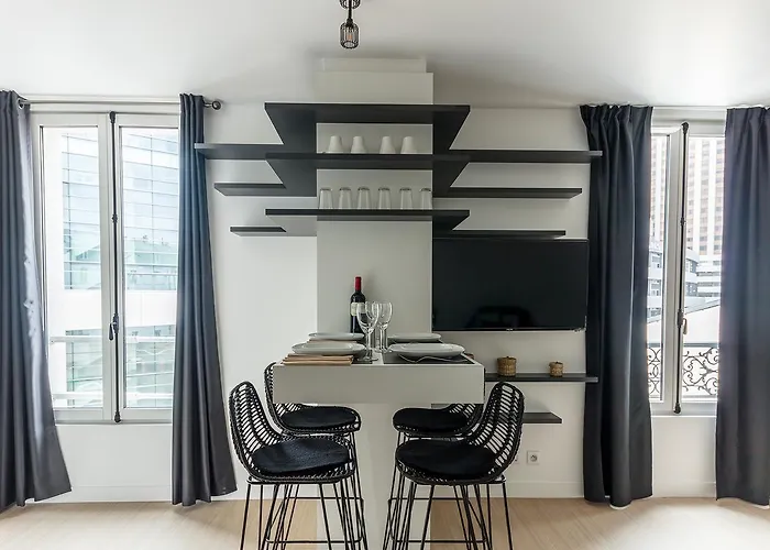 Palais Etoile * פריז