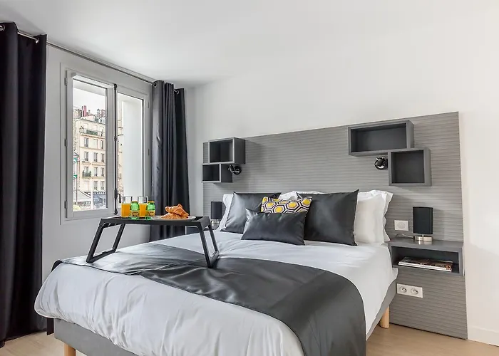 Palais Etoile * פריז