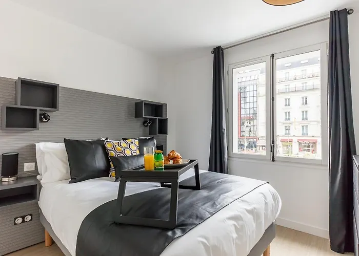 Palais Etoile * פריז