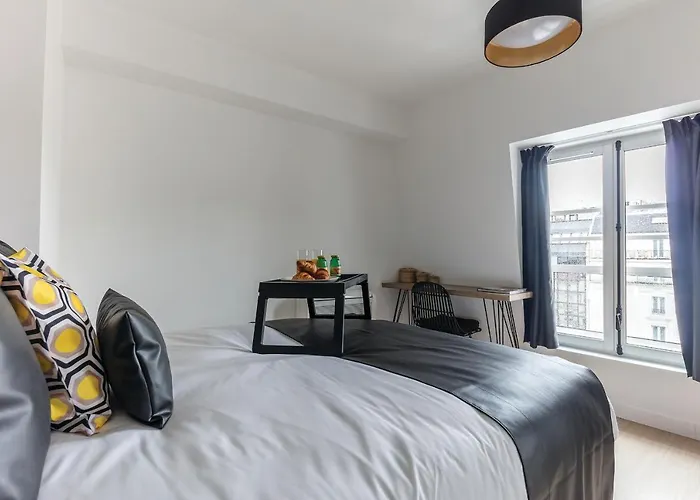 Palais Etoile * פריז