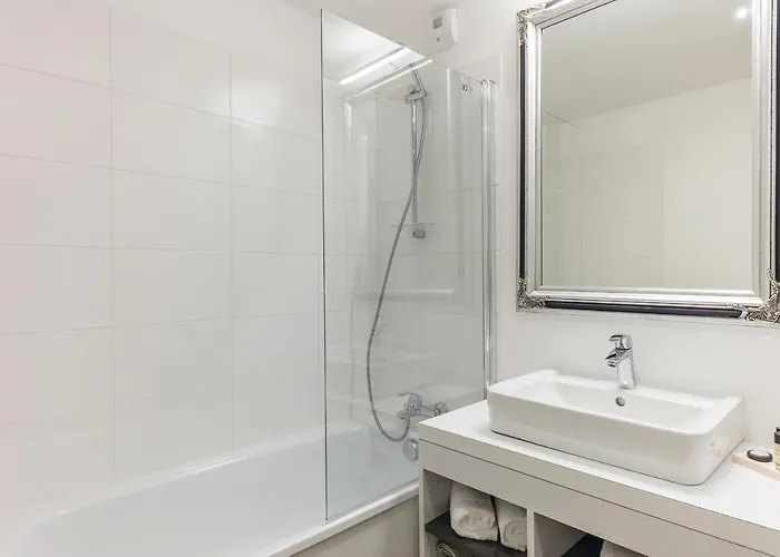 Palais Etoile * פריז