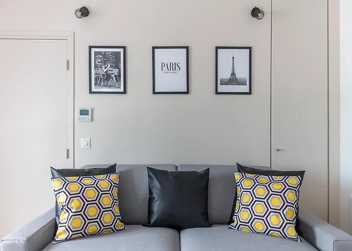 ريزيدنس بالاس إتويل * باريس